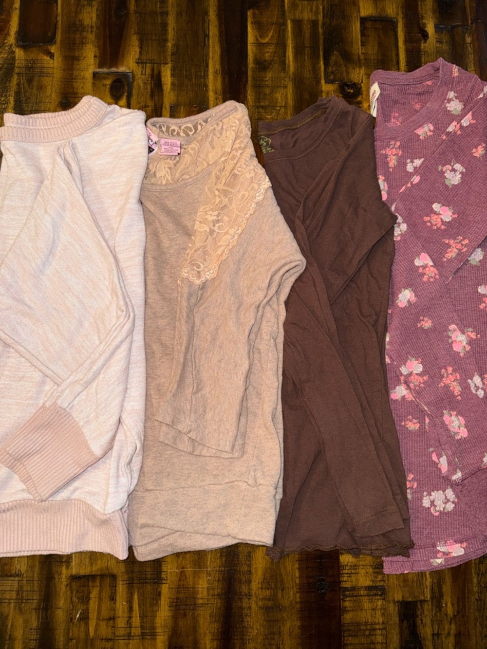 BUNDLE 4 women's long sleeve tops. Various brands/sizes. flowers pink brown lace